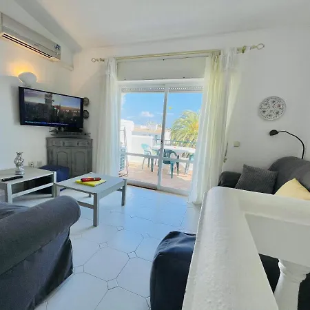 Apartment 38, Gaivota *
