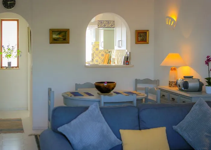 Apartment 38, Gaivota